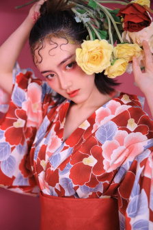女绿巨人
